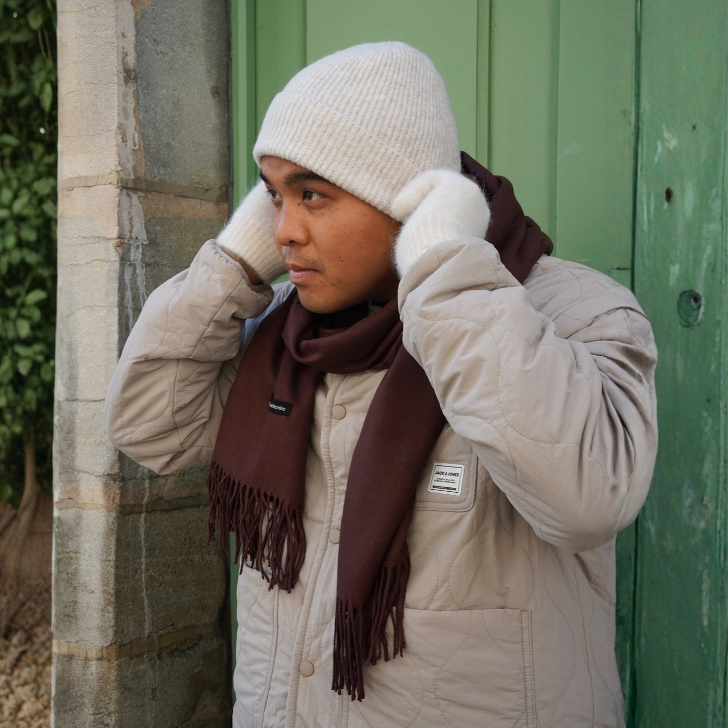 Cashmere trio — scarf + hat + gloves | Beige and brown