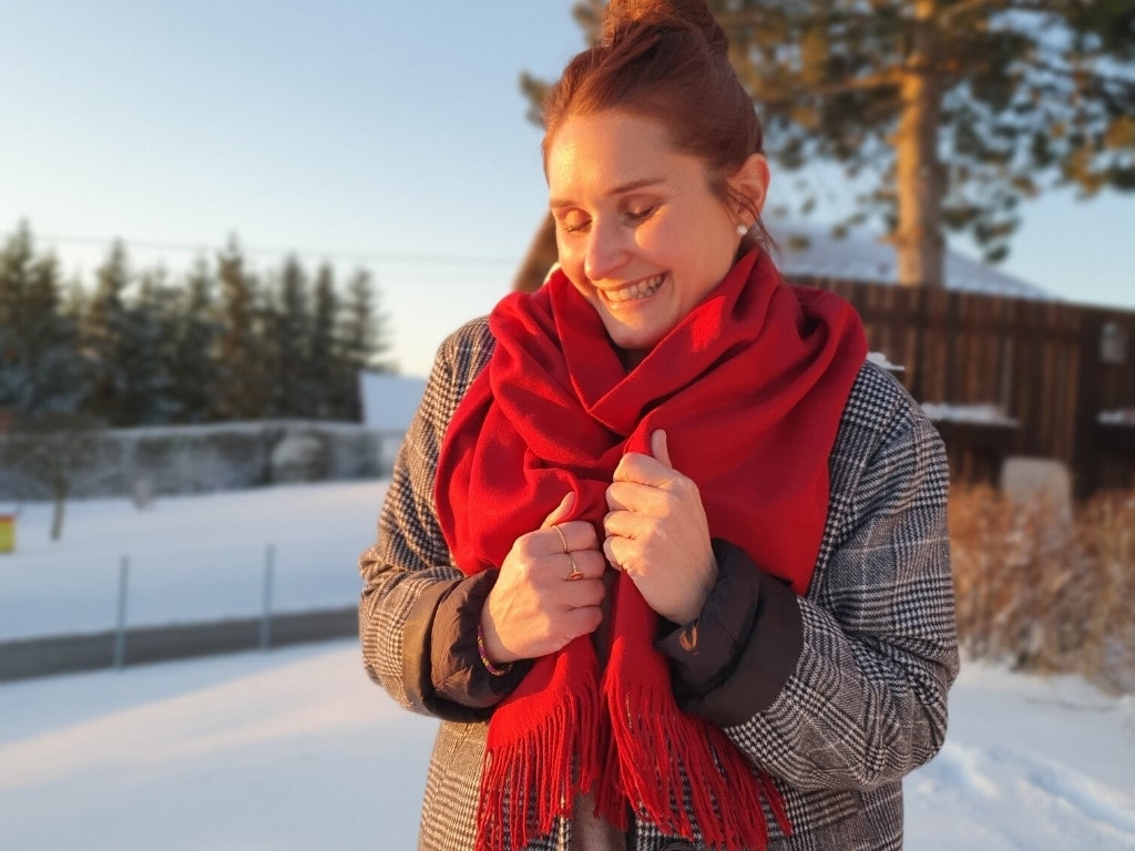 Red cashmere scarf