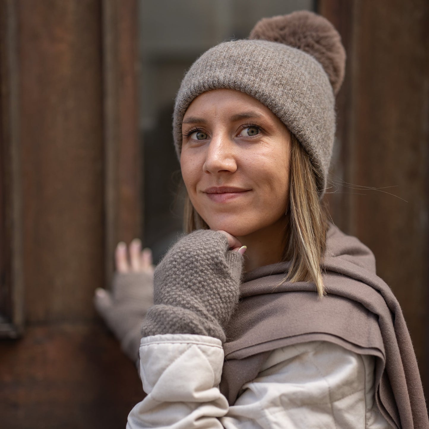 Kaschmir-Trio — Schal + Mütze + Stulpen | Taupe