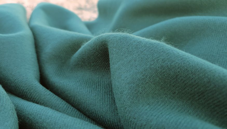 Fir green cashmere scarf