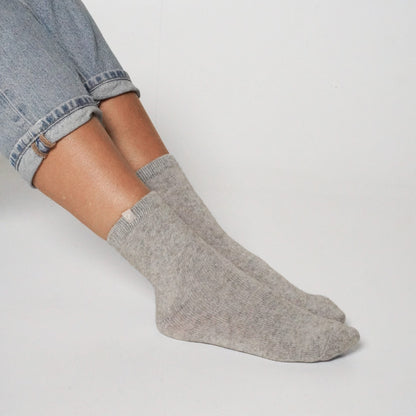 Kurze Kaschmirsocken Grau