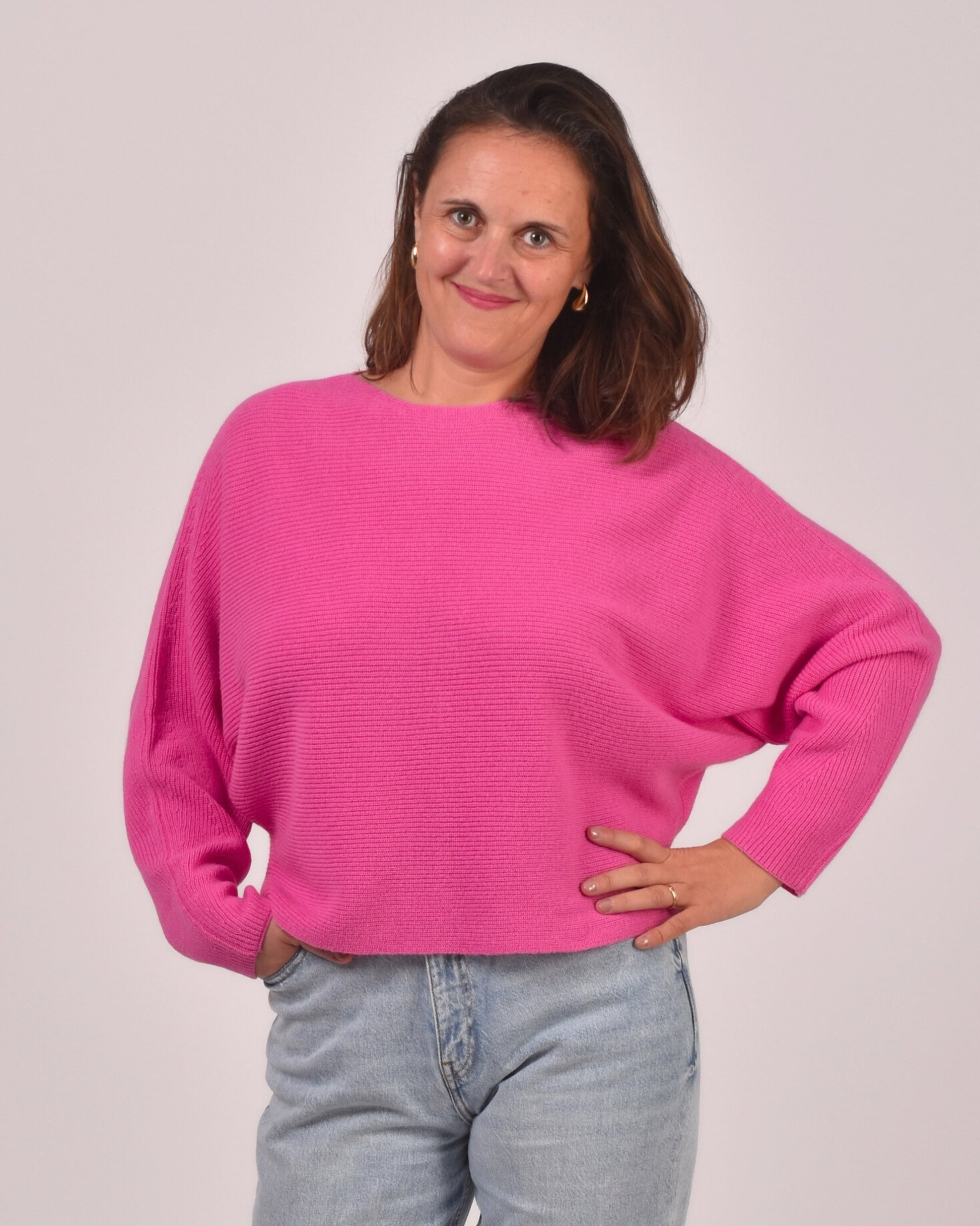 Fuchsia - Aurelie ist 1,65 m groß und trägt Größe M