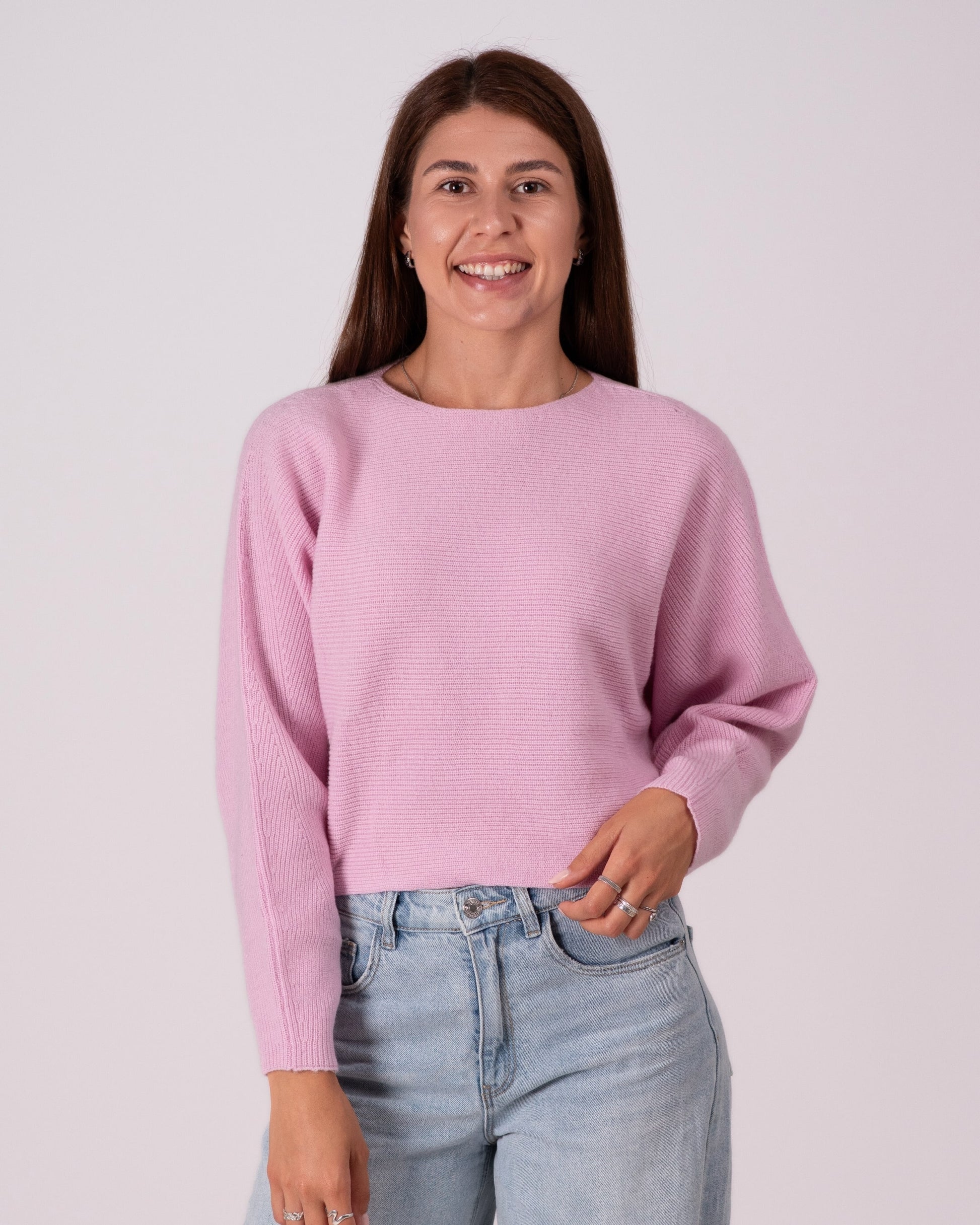 Puderrosa - Masha ist 1,74 m groß und trägt Größe S