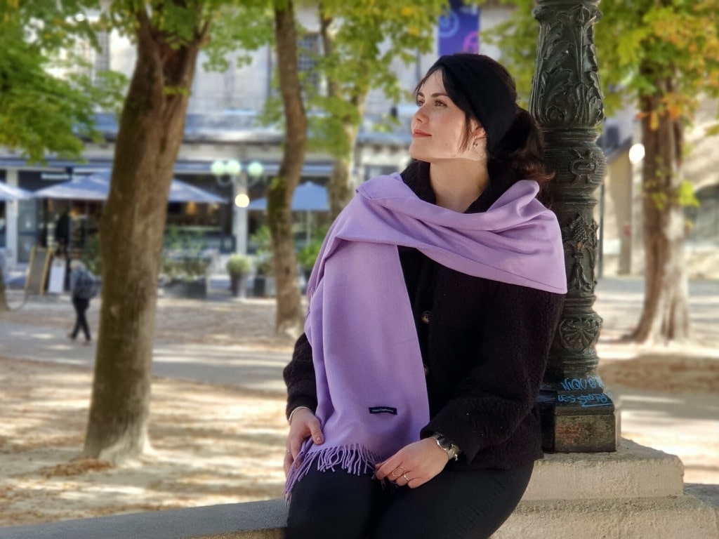 Lila cashmere scarf