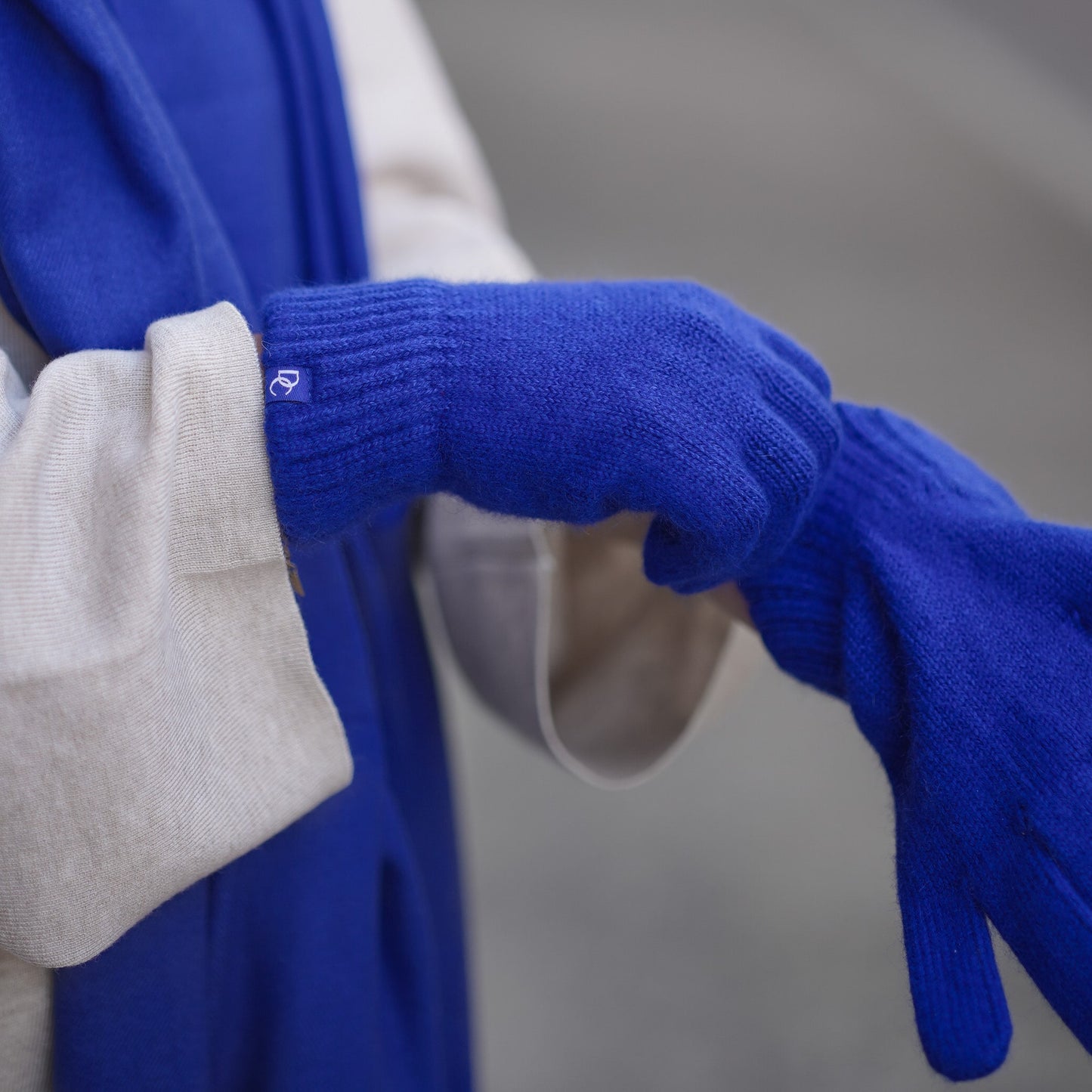 Kaschmir-Trio — Schal + Mütze + Handschuhe | Königsblau