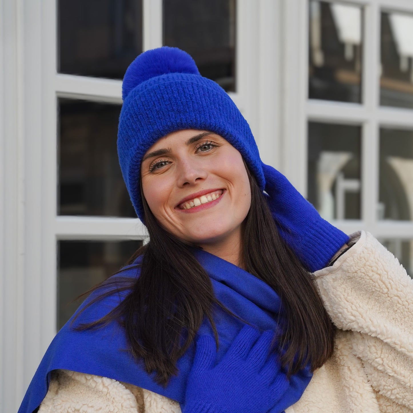 Royal blue cashmere hat with pom-pom