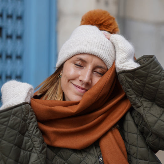 Cashmere trio — scarf + hat + mittens | Beige and copper