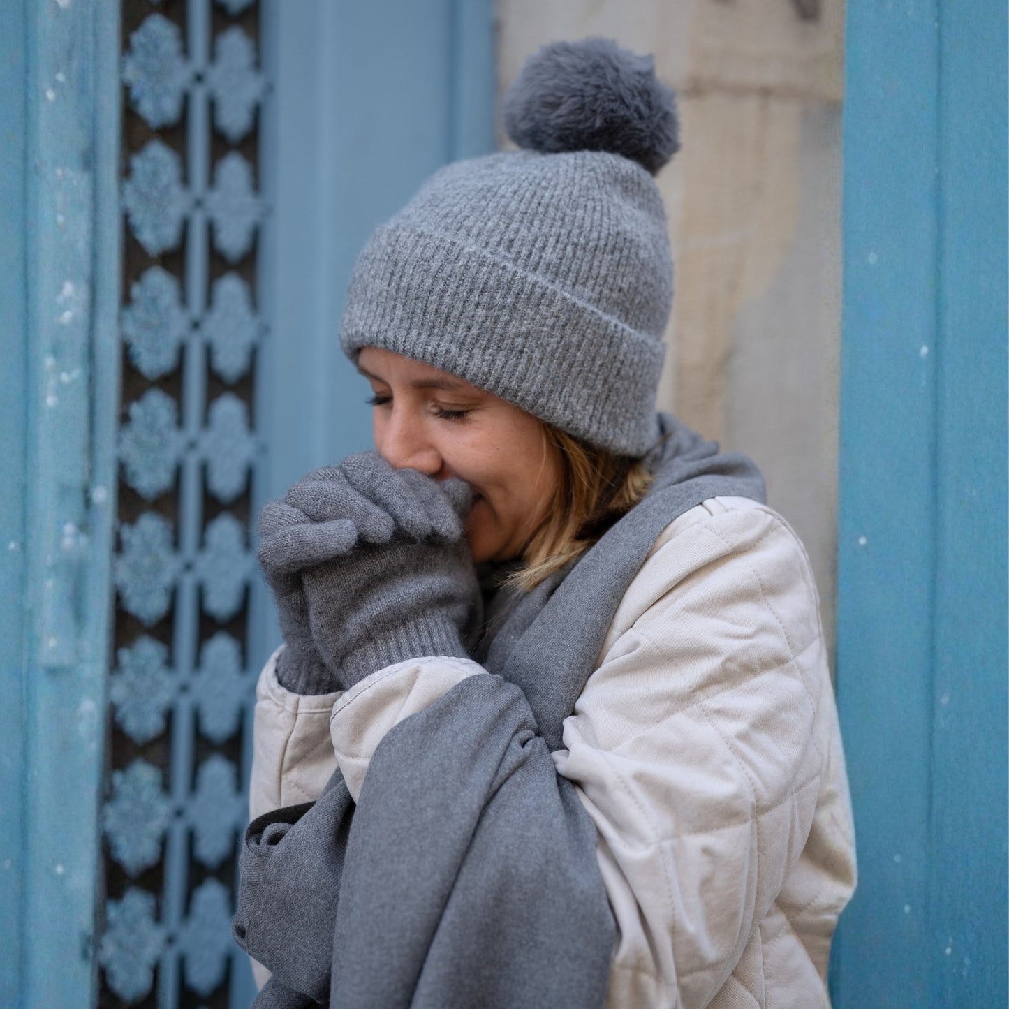 Cashmere Trio — Scarf + Hat + Gloves | Heather grey
