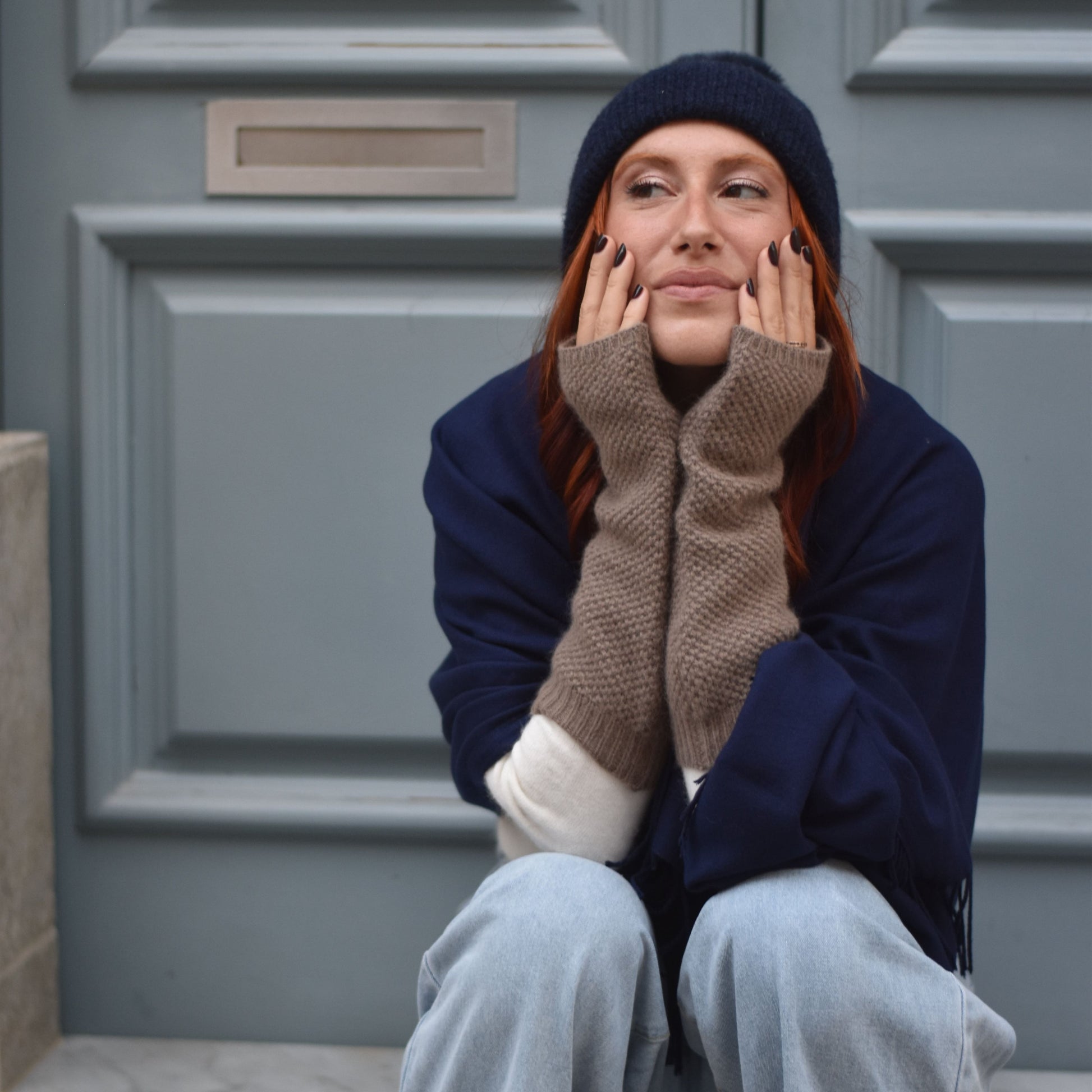 Taupefarbene Kaschmirhandschuhe