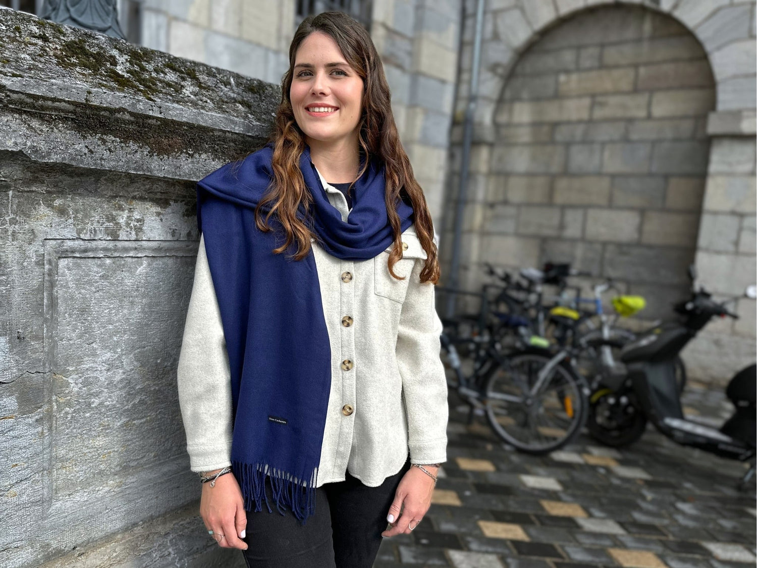 Navy blue cashmere scarf