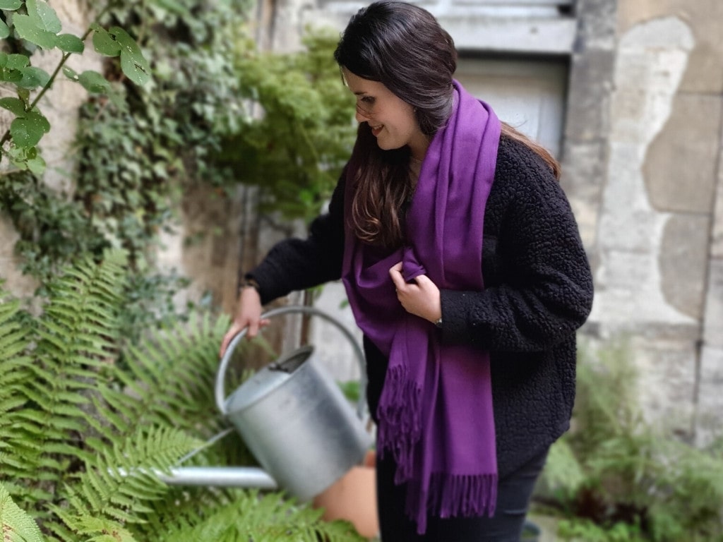 Purple cashmere scarf