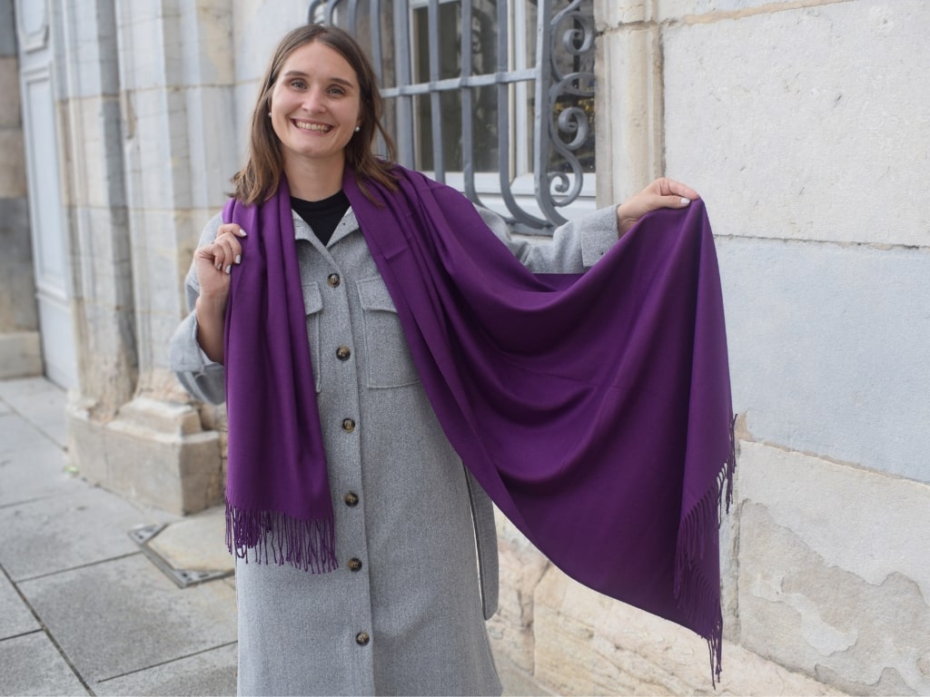 Purple cashmere scarf