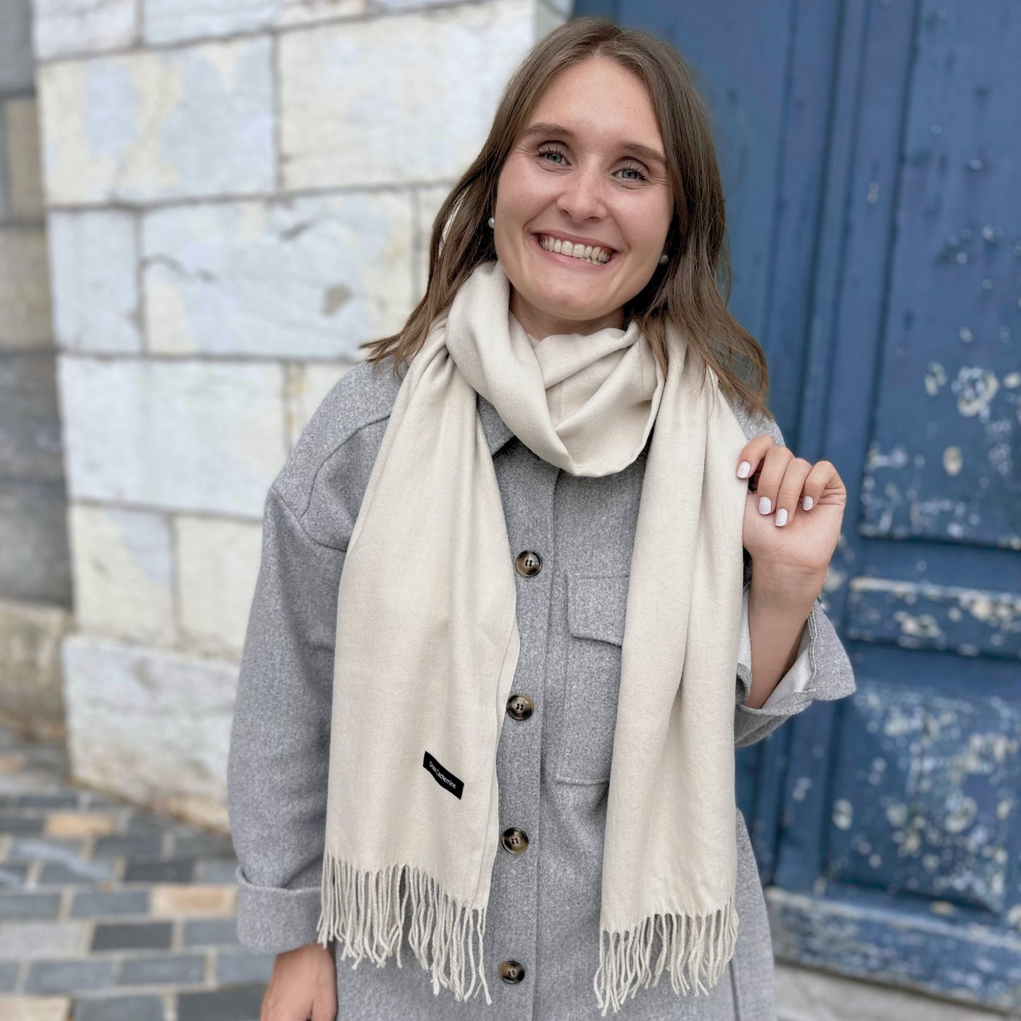 Choose a cashmere scarf