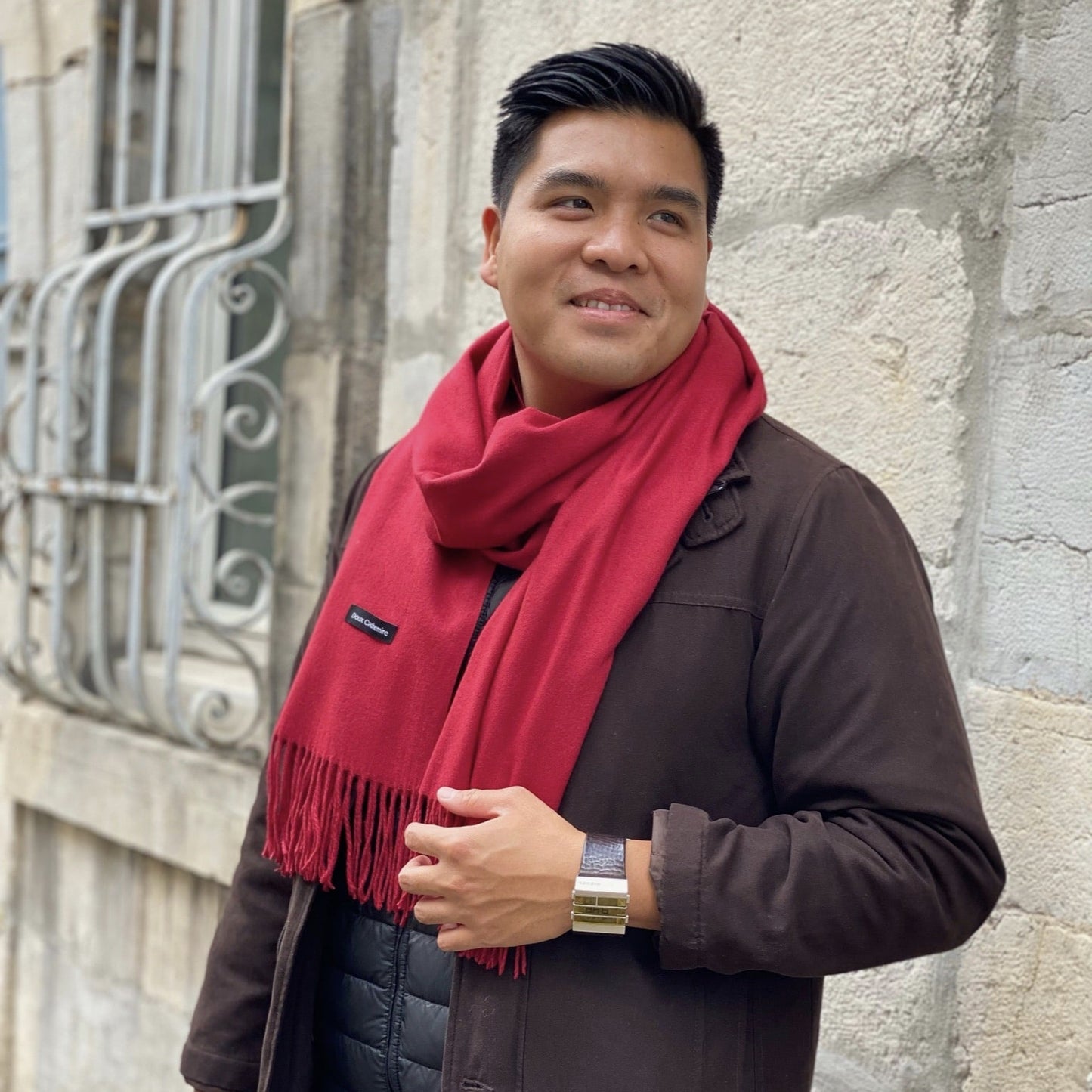 bordeauxroter Kaschmirschal mann